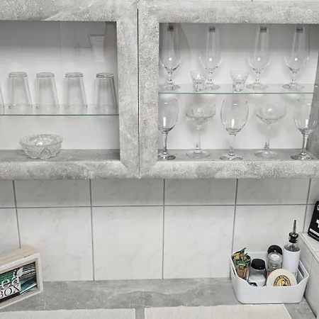 Nowa Apartment *