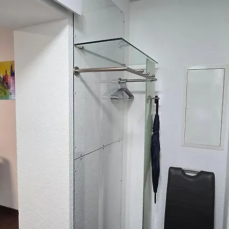 Nowa Apartment *